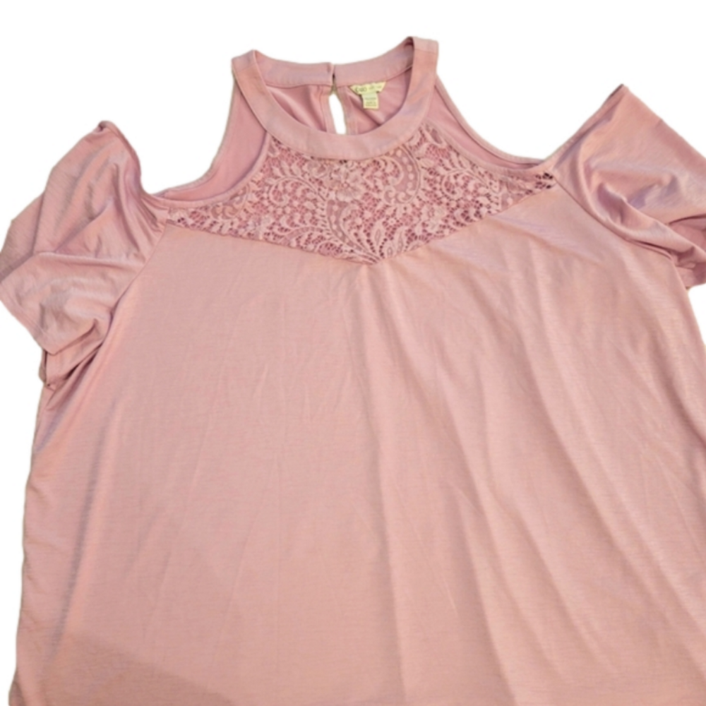 Cato Lavender Cold shoulder lace detail blouse size 26/28W